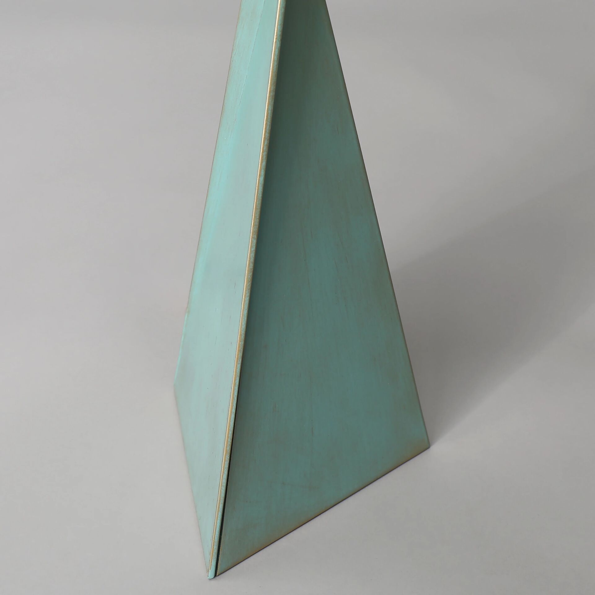 AVA table lamp finished in “Copper verde” H:40cm/15.7in 