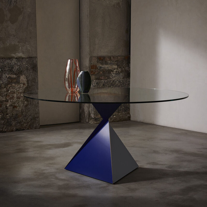 Ava Dining Table - Church of Santa Caterina, Como