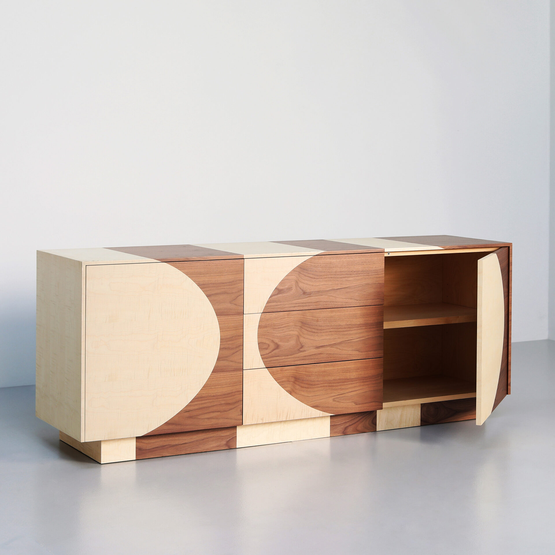 Capricorn-Cabinet-3