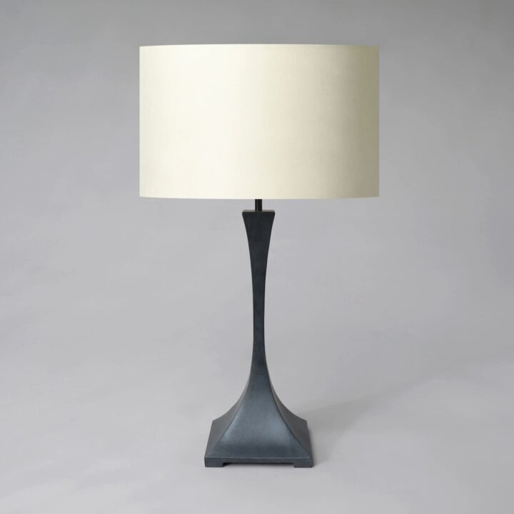 Finished in “London Black": 43cm/16.9in 