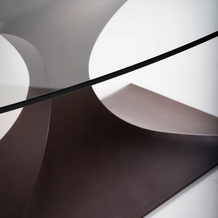 Capricorn-dining-detail-2