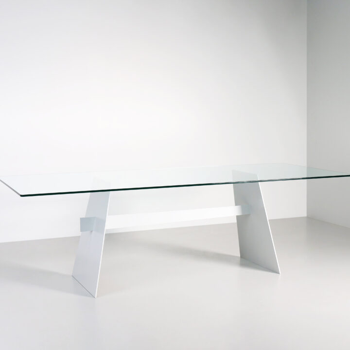 Finished in "Chalk White" with a clear glass top
