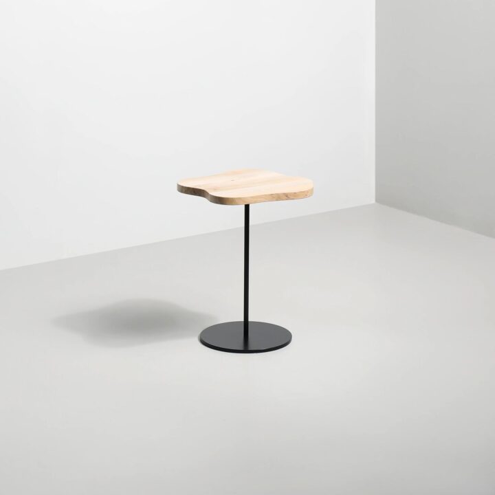Short Lily Cocktail Table with "Plane" top