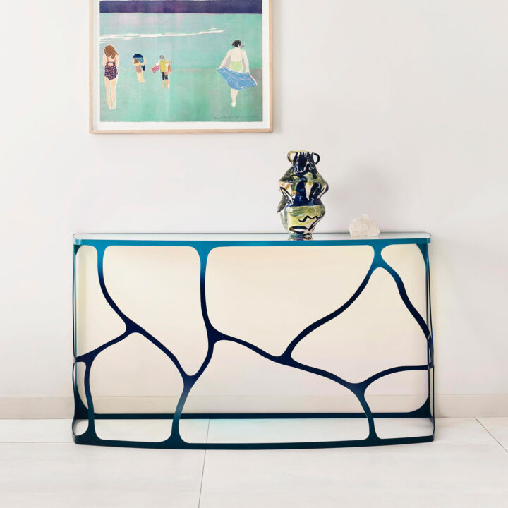 Finished in "Ulysses blue" with dichroic glass top (print by Tom Hammick, all rights reserved, DACS 2021)