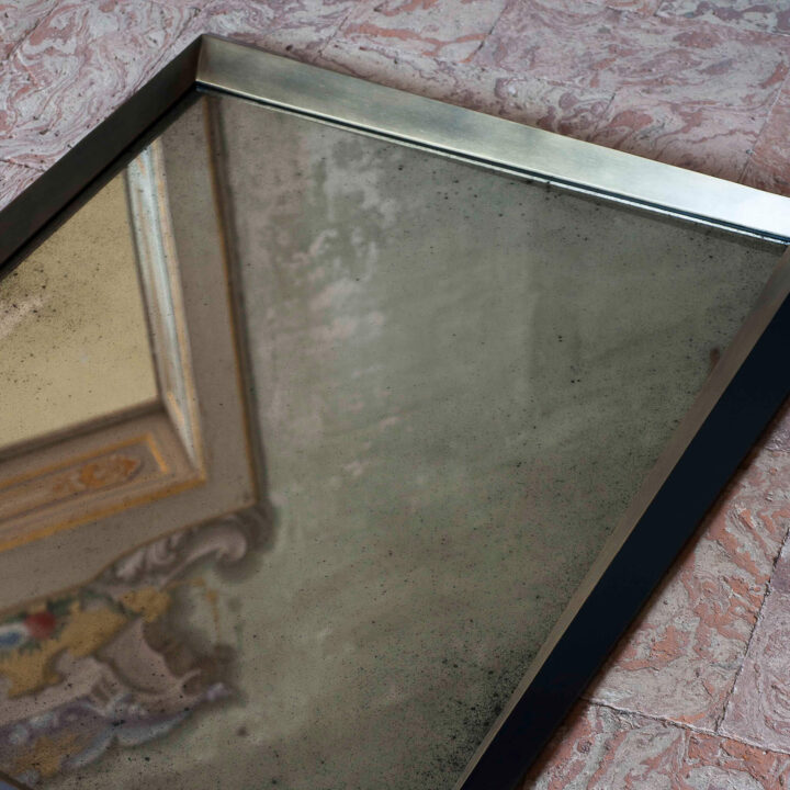 Black and Gold finish with antiqued mirror