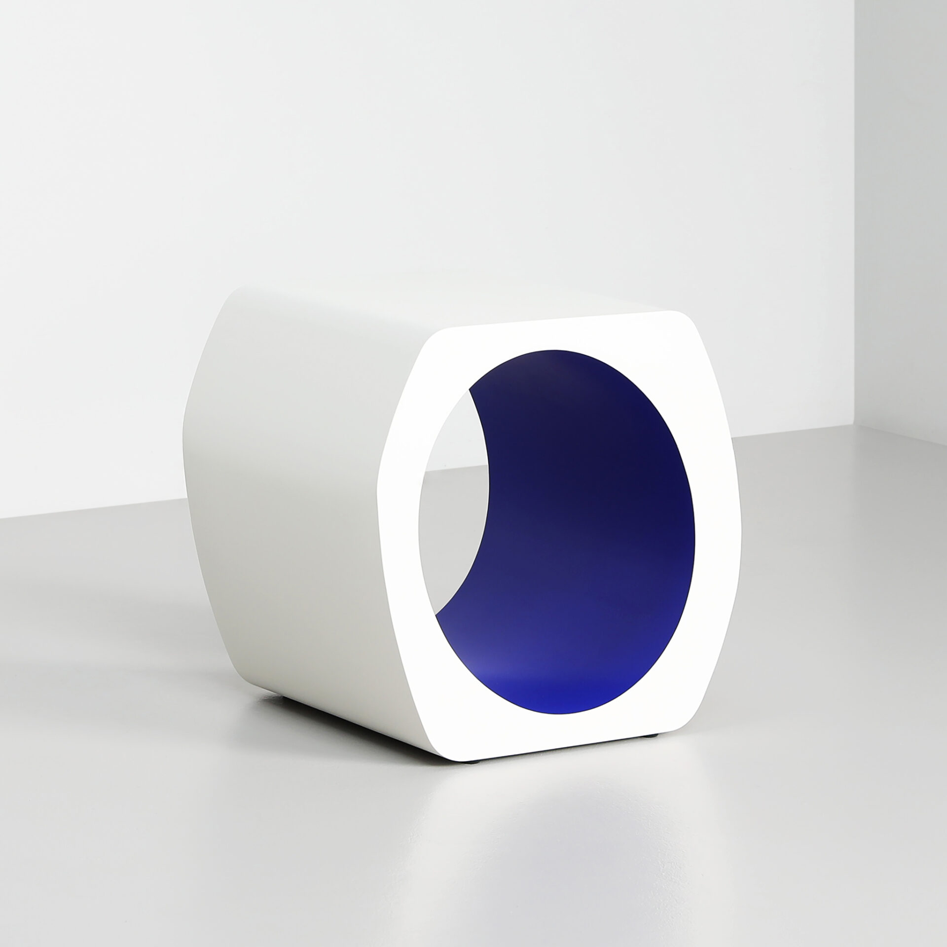 Skye side table finished in “White” and "Ultramarine" 